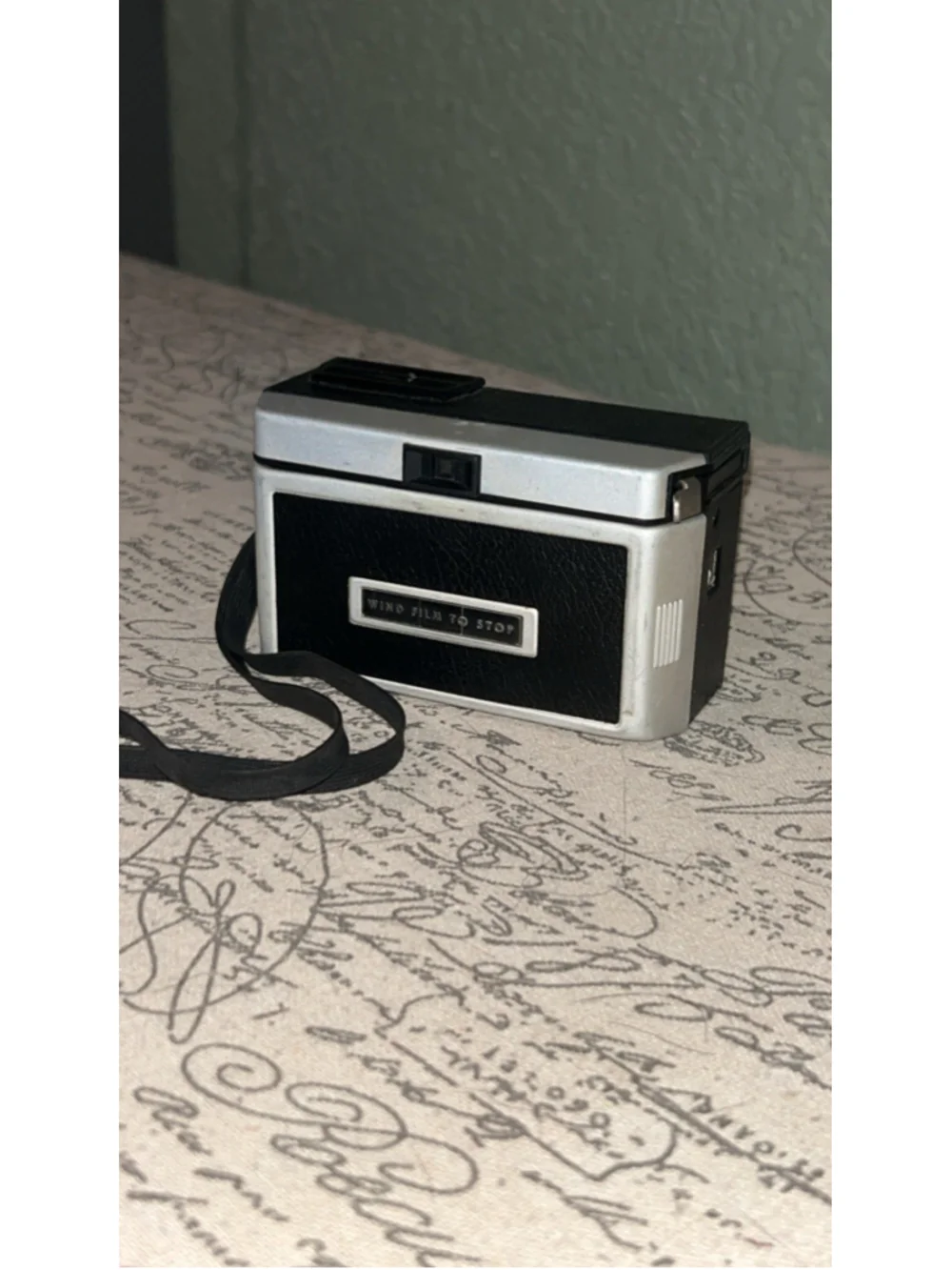Vintage Kodak Instamatic 104 Film Camera 1960’s Cool Vintage